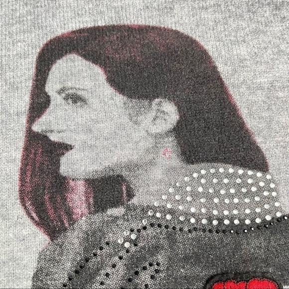 GABBY ISABELLA Lady Patchwork Jewelled Appliqué Grey Graphic Crewneck Sweater - Picture 9 of 17